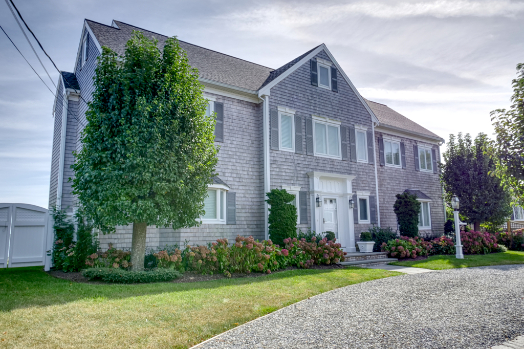 26 Bay Shore Rd Hyannis, Ma 02601 Griffin Realty Group