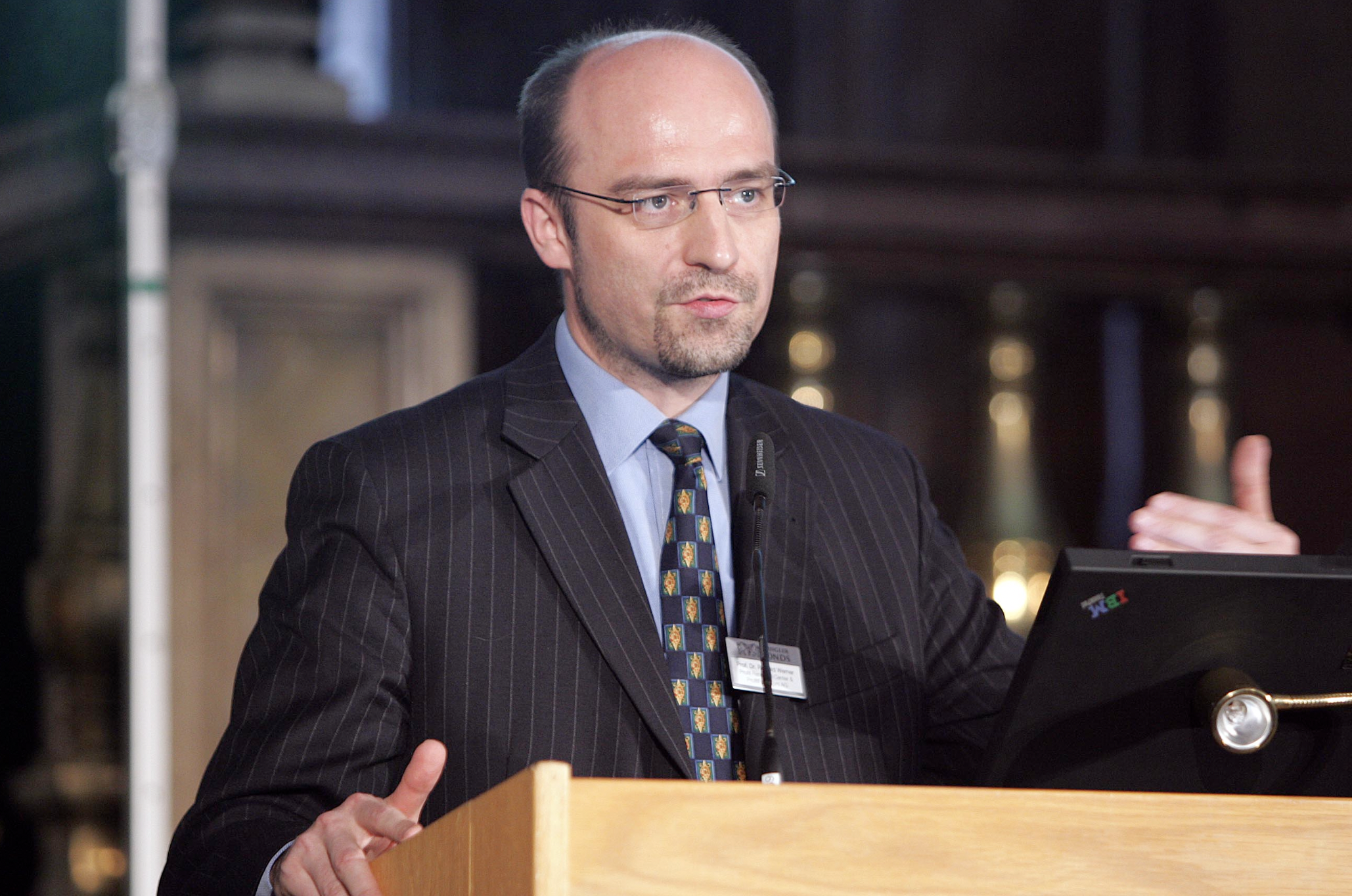 Rate Cuts Aren’t a Sanctuary: Why Economists Werner and Shiller Warn of a Coming Reset